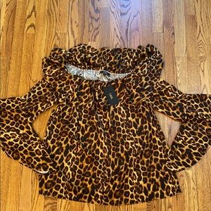 Leopard predators print blouse
